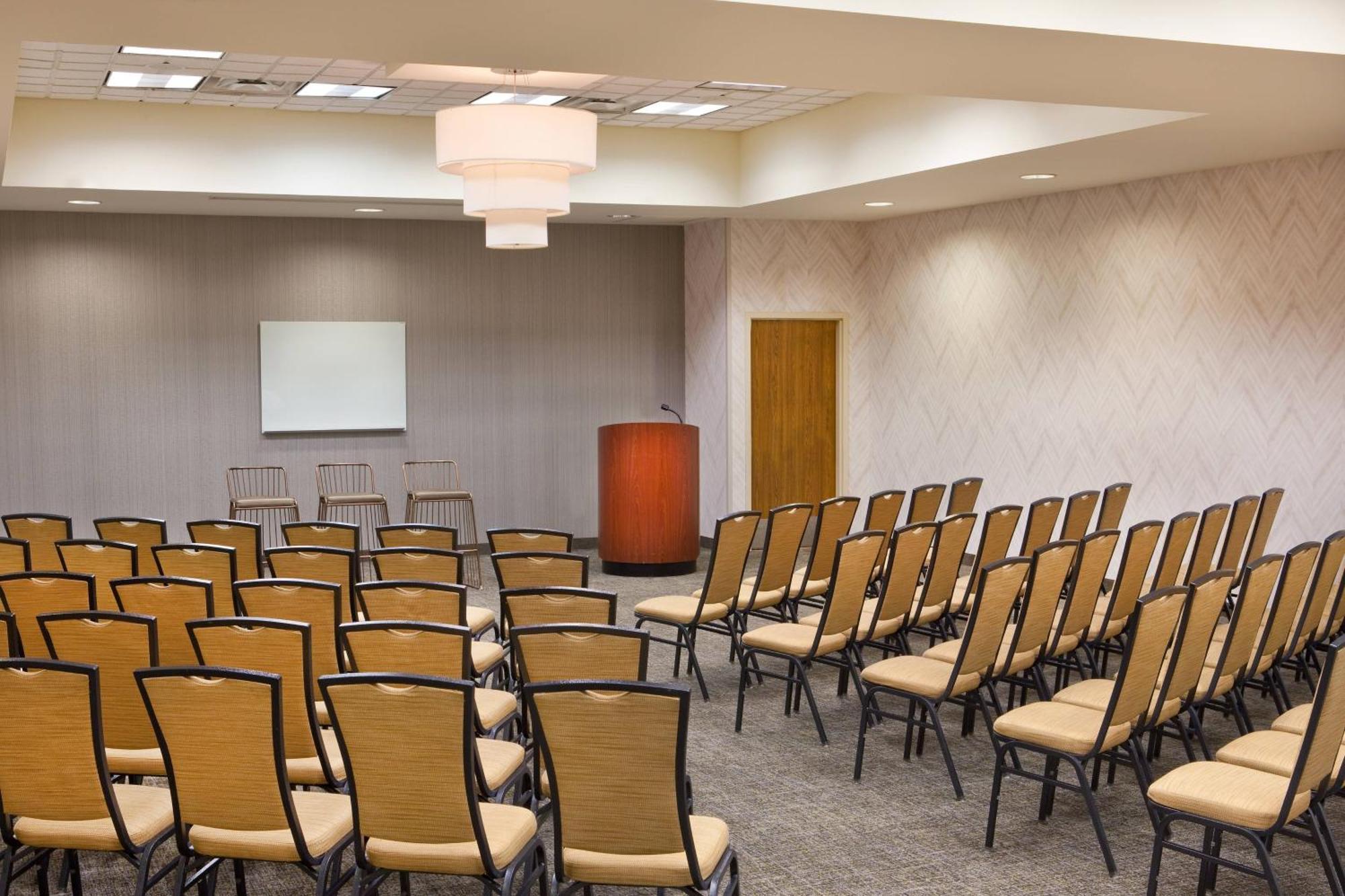 Springhill Suites Chesapeake Greenbrier Eksteriør bilde